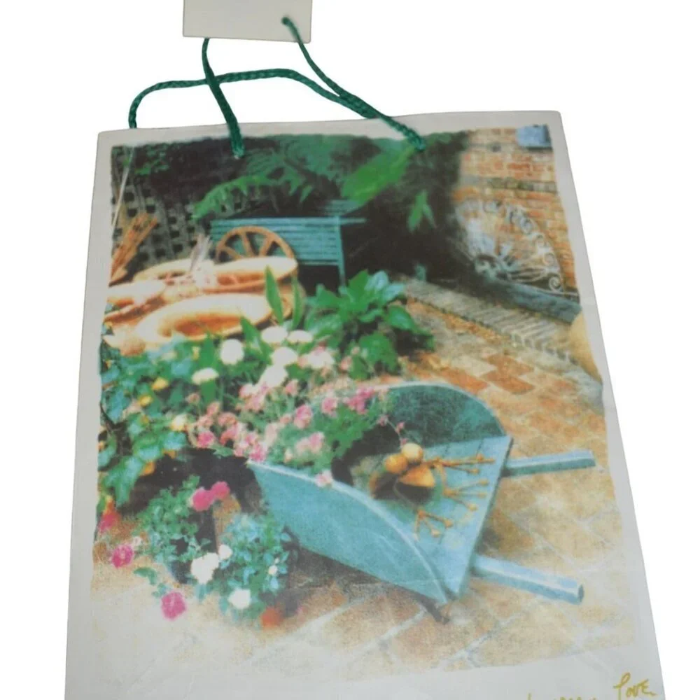 Vintage y2k 9 Piece Gift Bag Tissue Bundle Birthday Christmas All Occasion Party